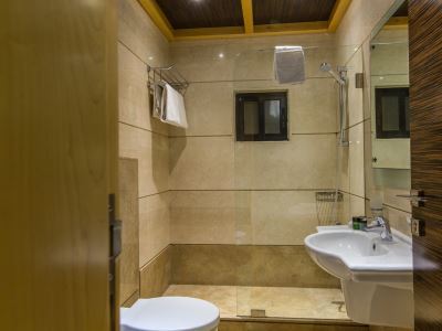 Lahoya Verdun 4*